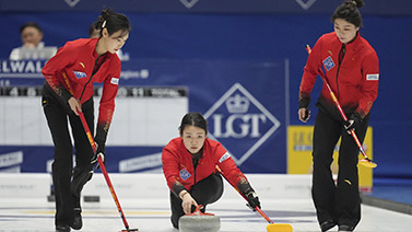 国安在比赛 国安在比赛