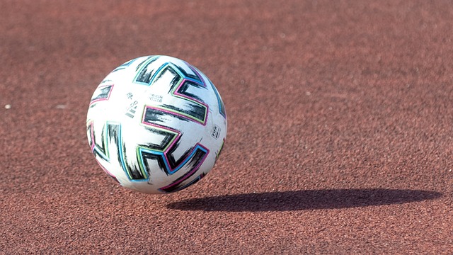 去了昔日的 去了昔日的